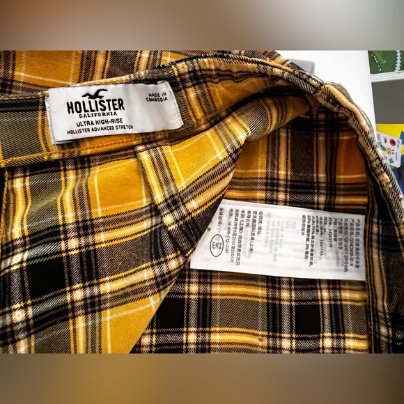 Hollister Yellow and Black Ultra High Rise Mini Skirt Size Medium - Picture 6 of 8